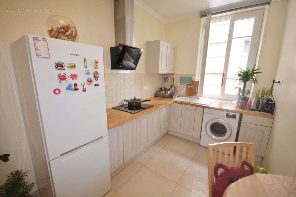Appartement 3 pièces à vendre à Nice - Quartier RIQUIER - photo 2