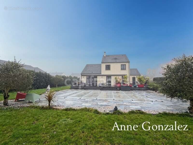 Maison à SAINT-DENIS-EN-VAL