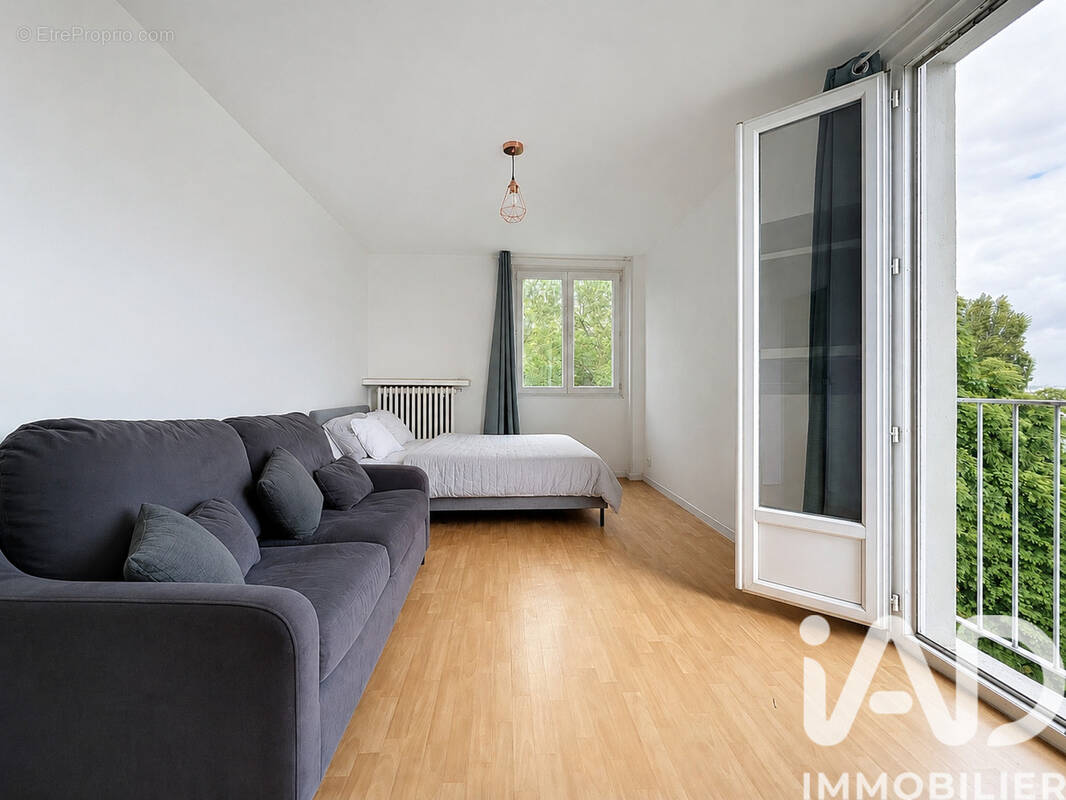 Photo 1 - Appartement à THIAIS