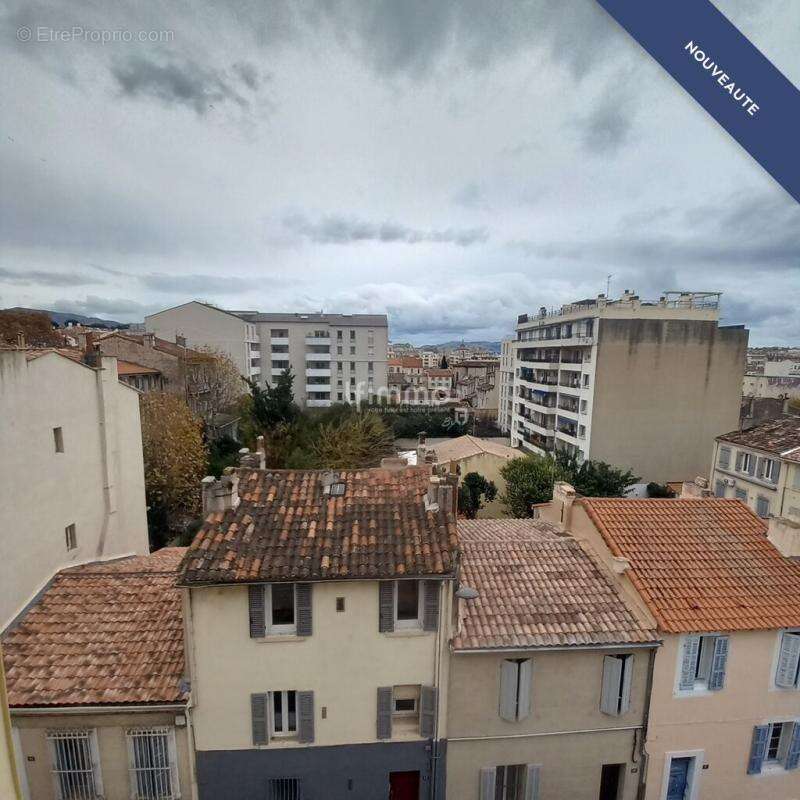 Appartement à MARSEILLE-4E