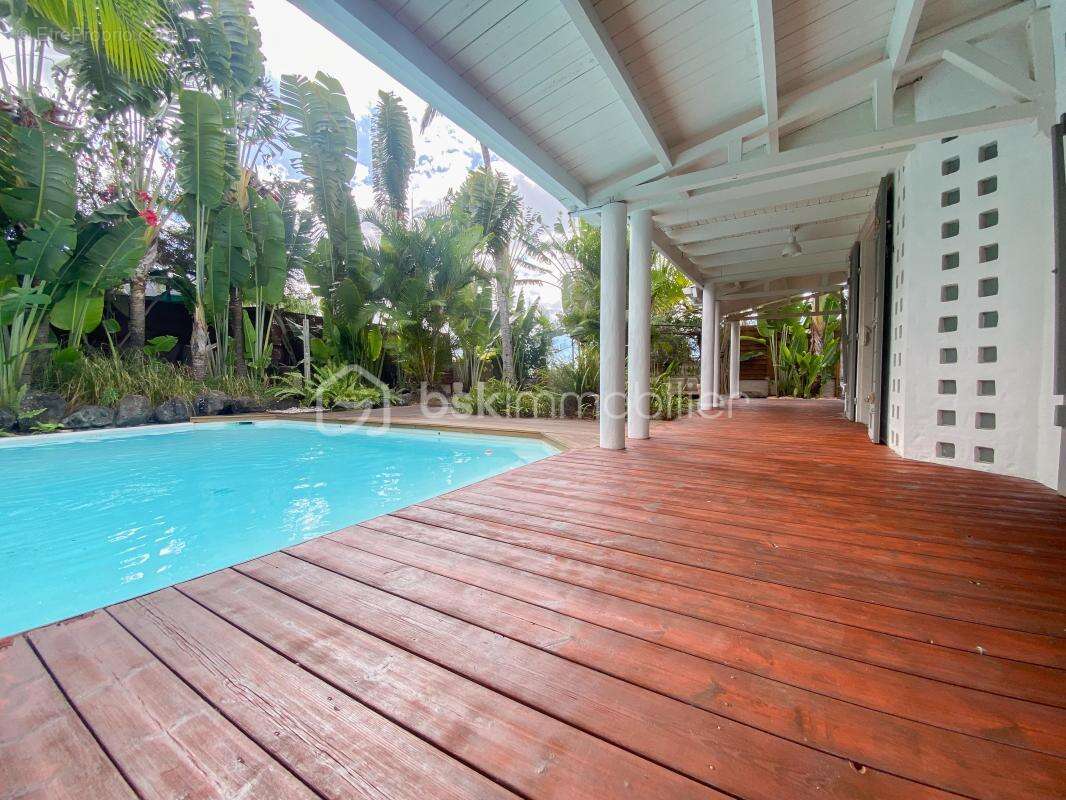 Villa F5 avec piscine – Un havre de paix à Pichette - photo 14