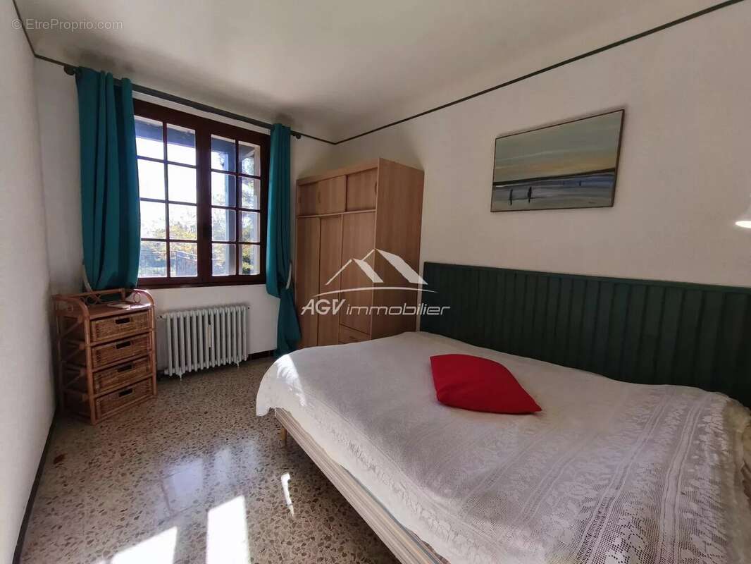 Maison à BOISSET-ET-GAUJAC