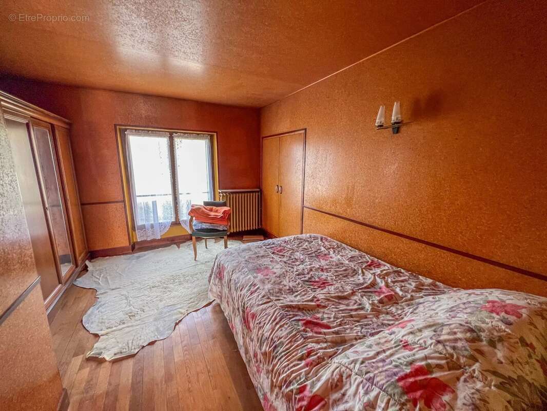 Maison à COIGNIERES