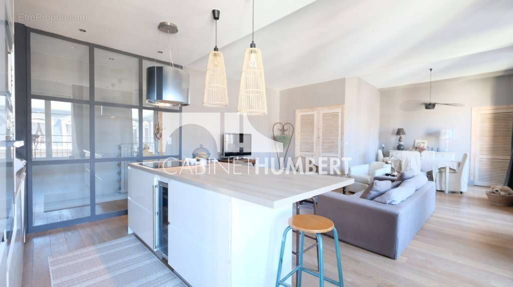 Appartement à SAINT-ETIENNE