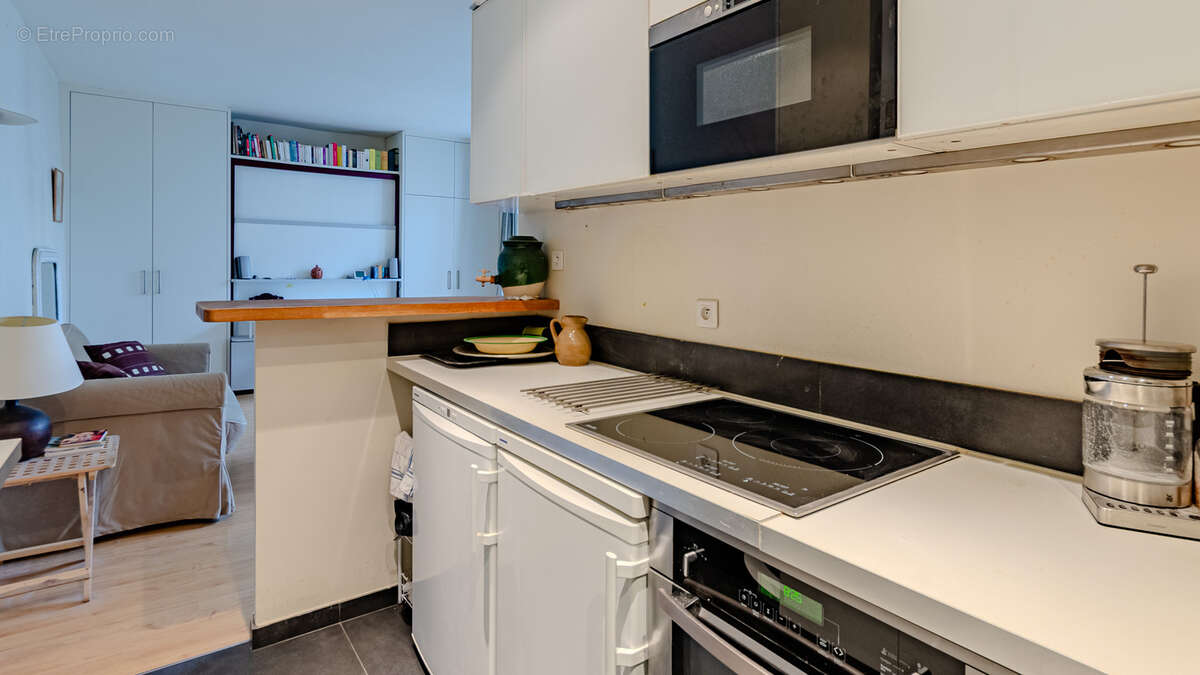 Appartement à PARIS-20E