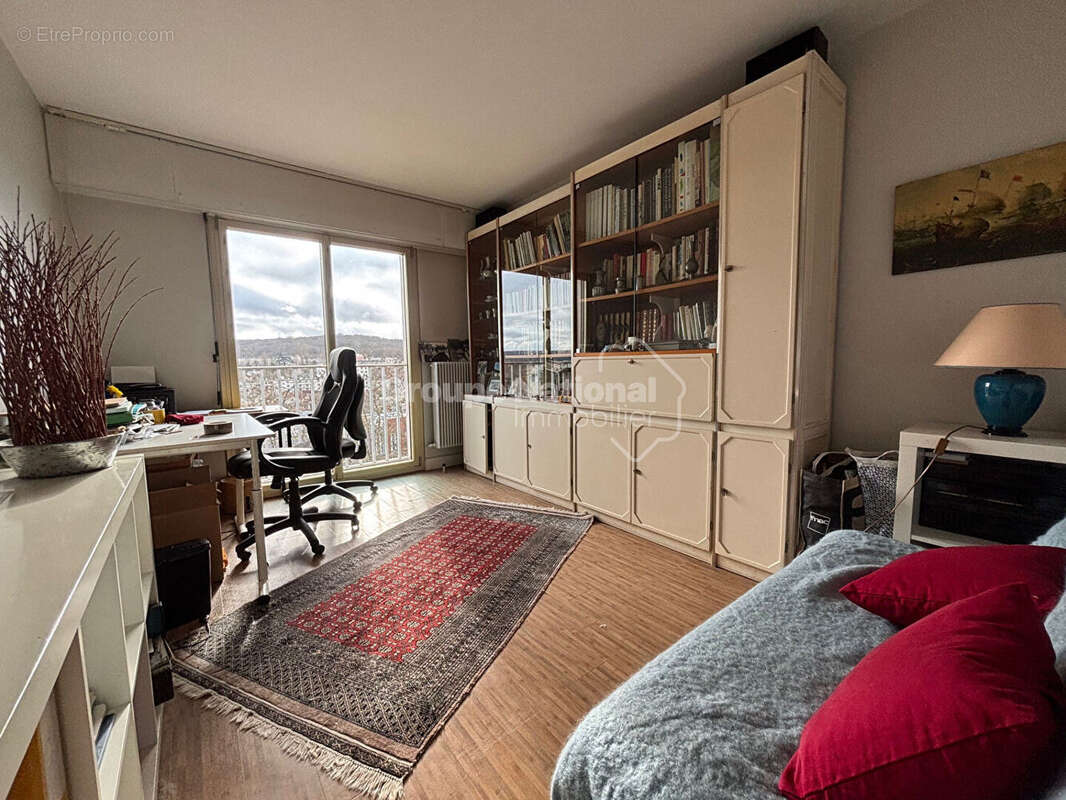 Appartement à VERSAILLES
