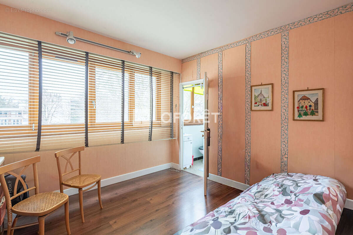 Appartement à LA CELLE-SAINT-CLOUD