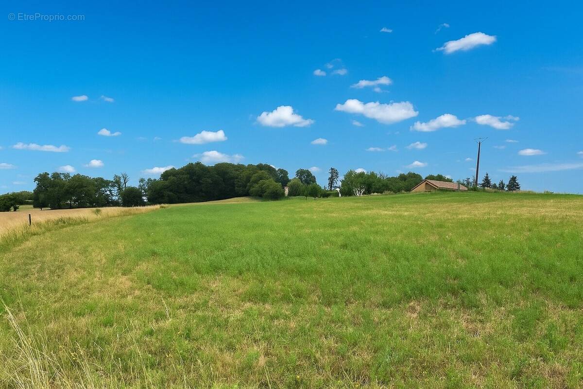 Terrain à CAHORS