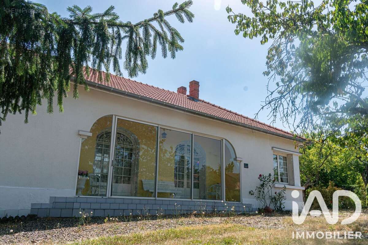 Photo 4 - Maison à BELLERIVE-SUR-ALLIER
