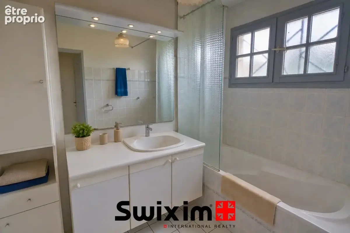 Maison + dépendance - 147m² sur Saint-Estèphe - photo 13