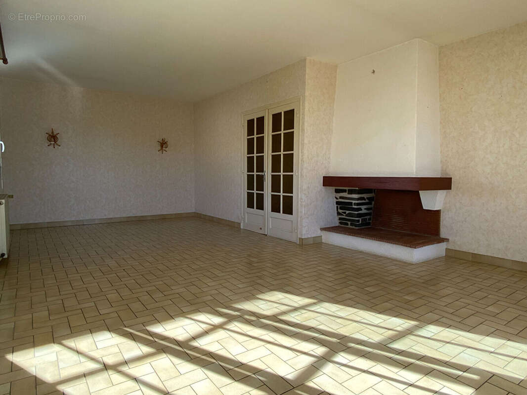 Maison à SELLES-SUR-CHER