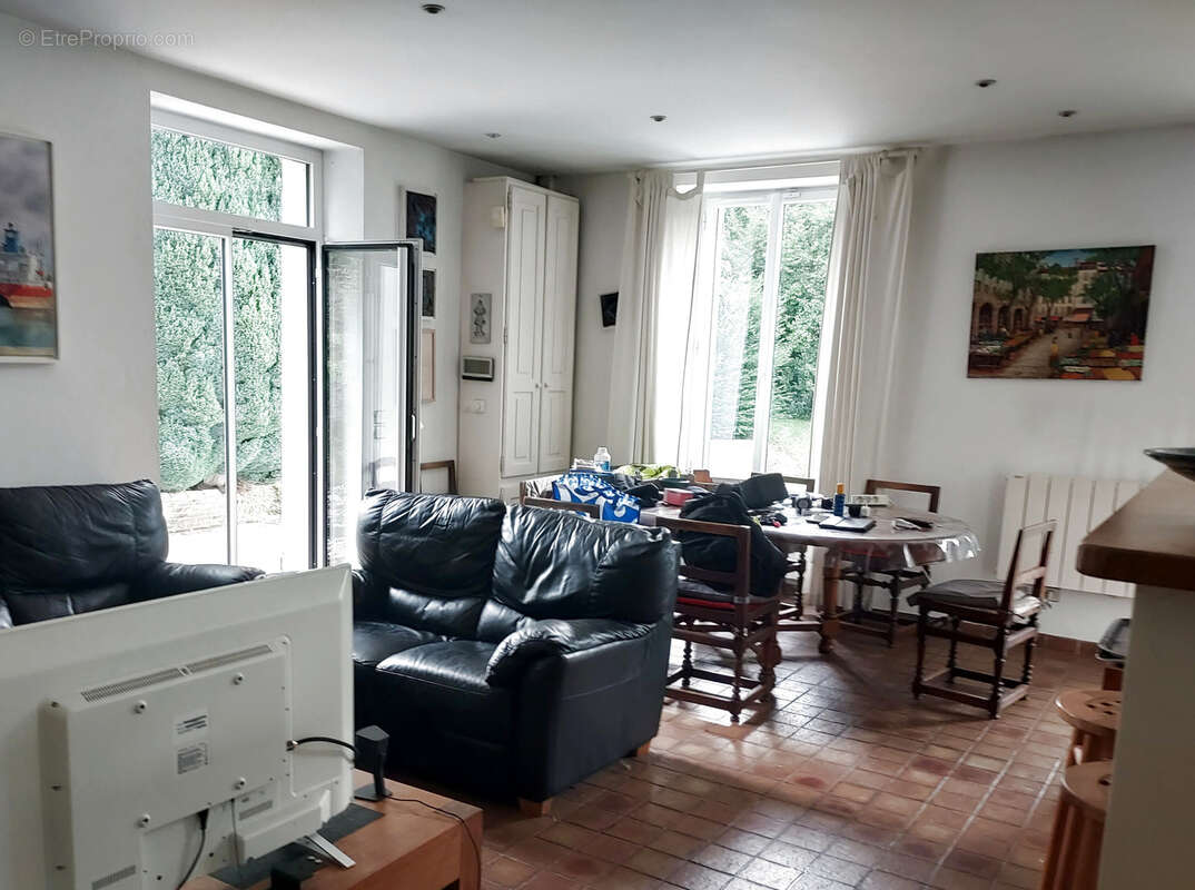 Maison à NESLES-LA-VALLEE