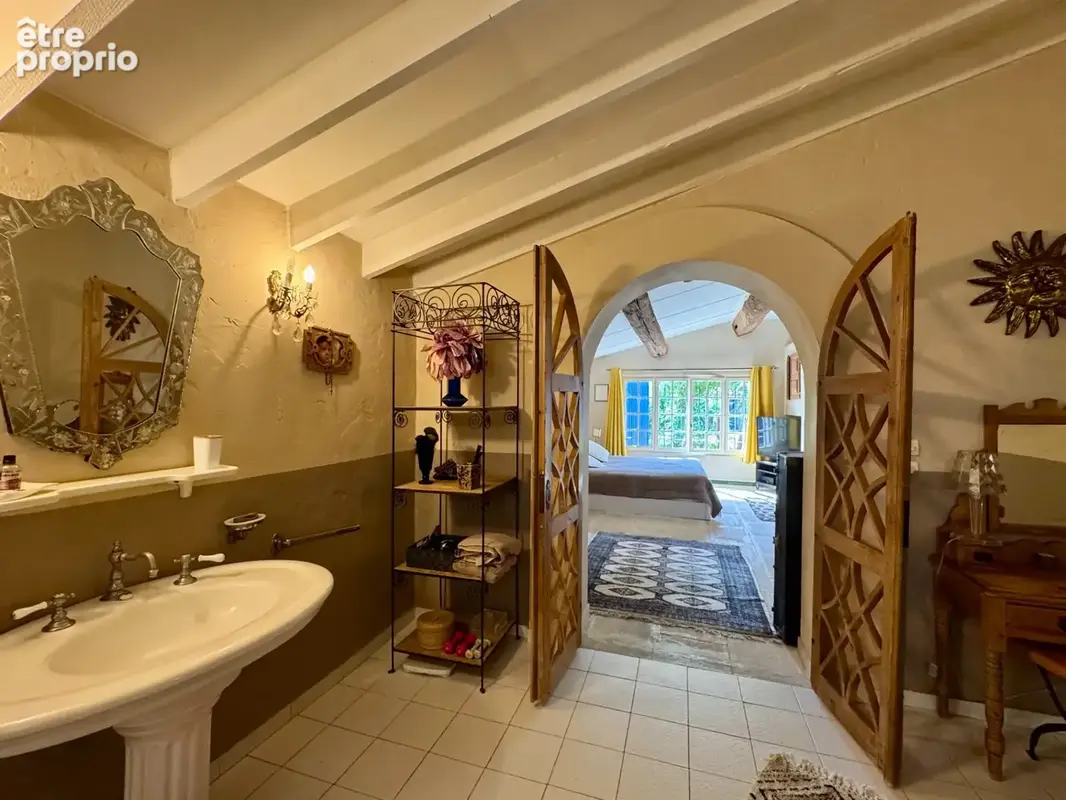 Mas en pierre de plain pied - 250 m²- piscine pool house esprit Ibiza - Montpellier Centre (34) - photo 10