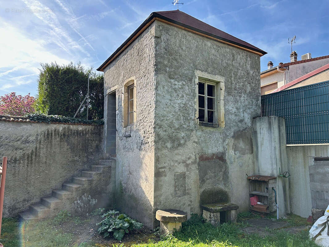 Maison à CHARMES