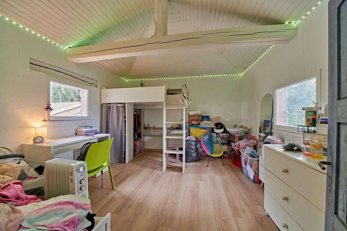 Maison à LA GARDE-FREINET