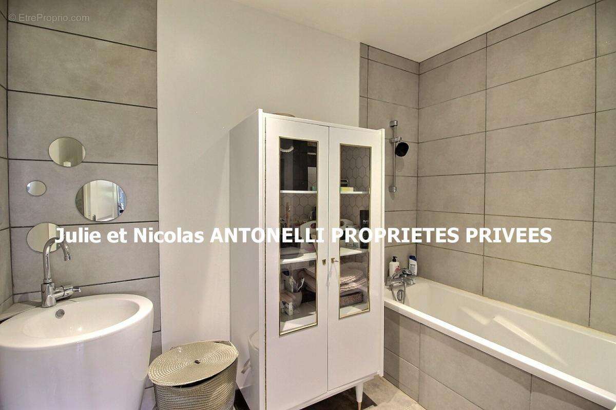 Maison à SAINT-GENEST-LERPT