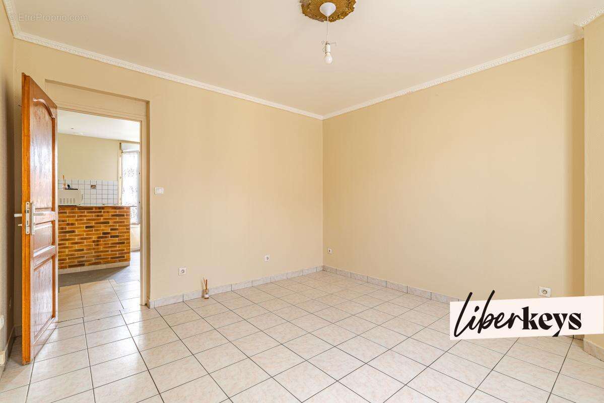 Appartement à PIERREFITTE-SUR-SEINE