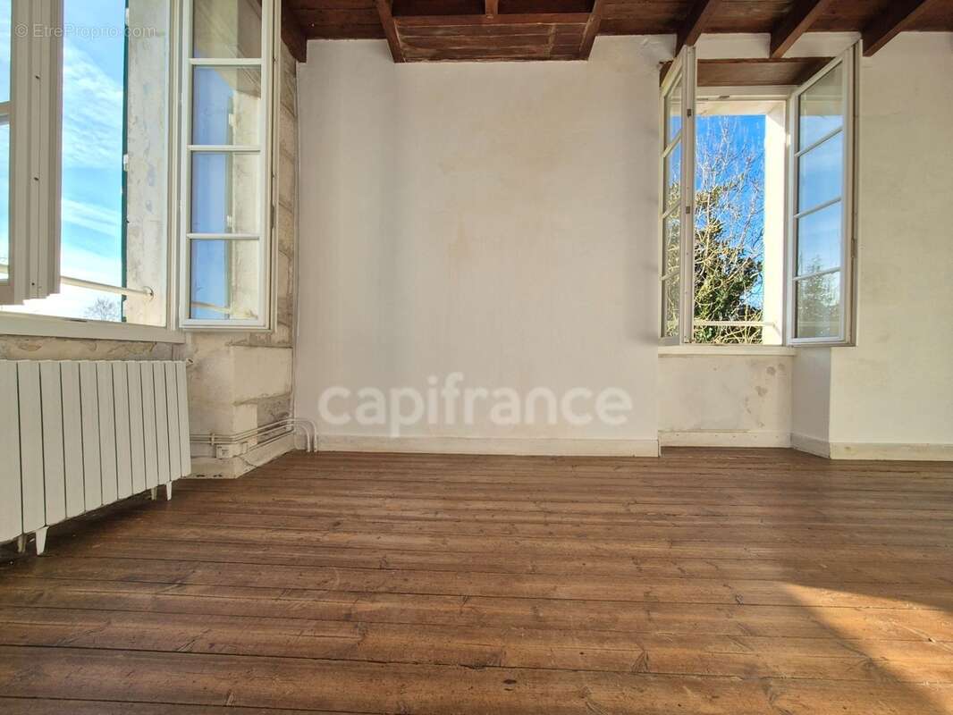 Ensemble de 2 maisons indépendantes à vendre, BUSSAC SUR CHARENTE (17) - photo 16