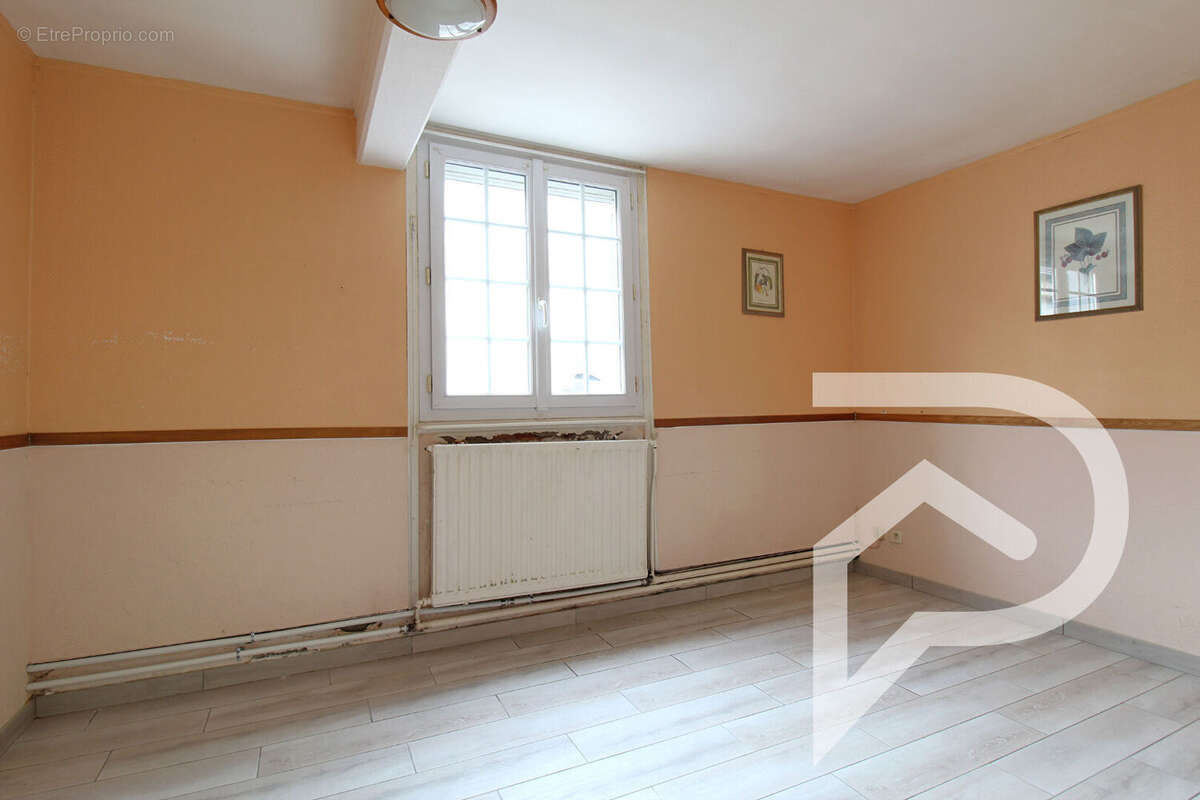 Maison à GRANDFRESNOY