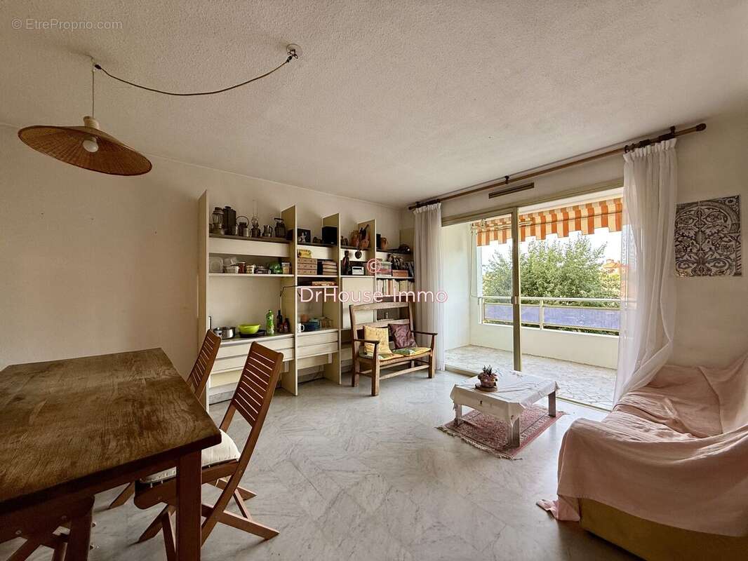Appartement à CAGNES-SUR-MER