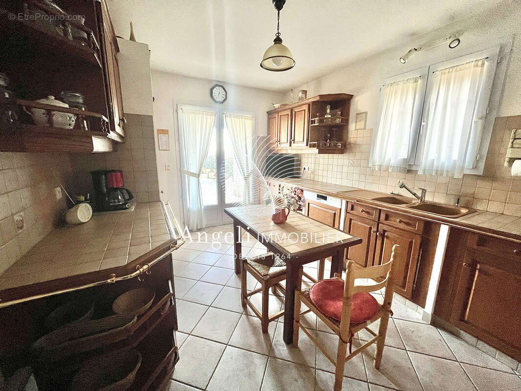 Maison à FREJUS