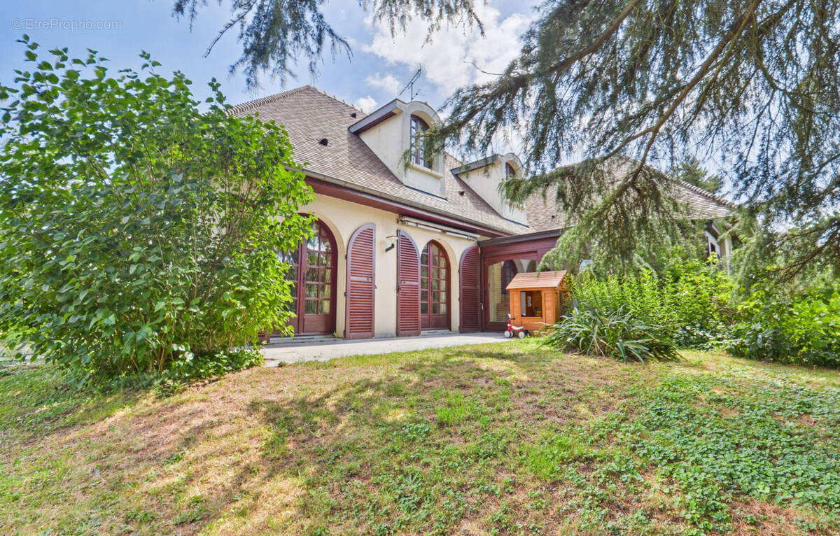 Maison à MONTFORT-L'AMAURY