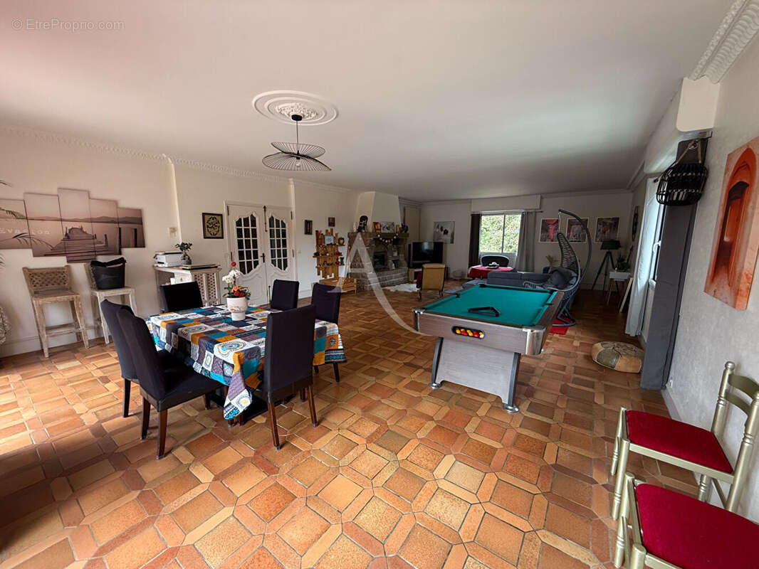 Maison à CHATEAU-GONTIER