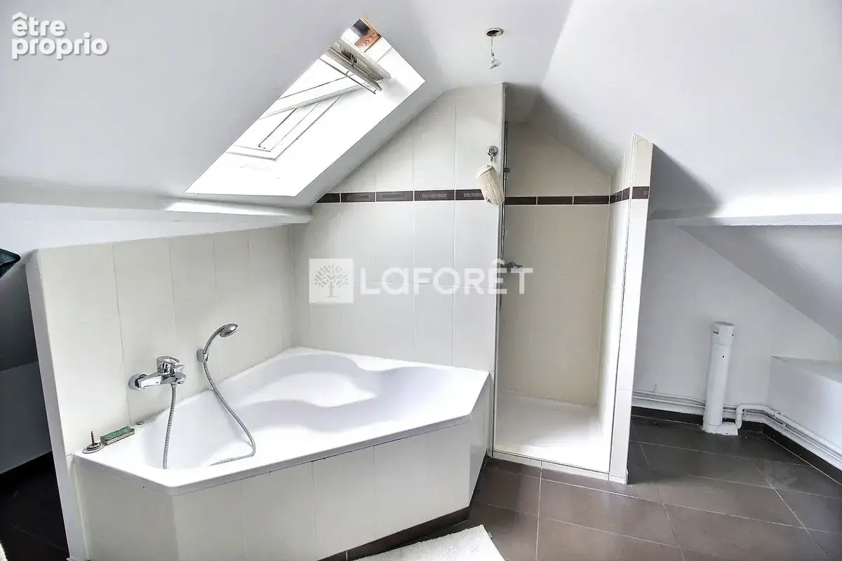 Maison Gennevilliers 6 pièce(s) 155 m2 - photo 11
