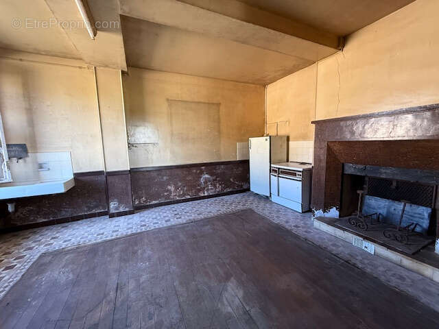 Maison à LA GENETOUZE