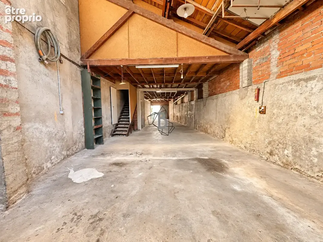 Garage - 111 m2 - hypercentre de carmaux - photo 3