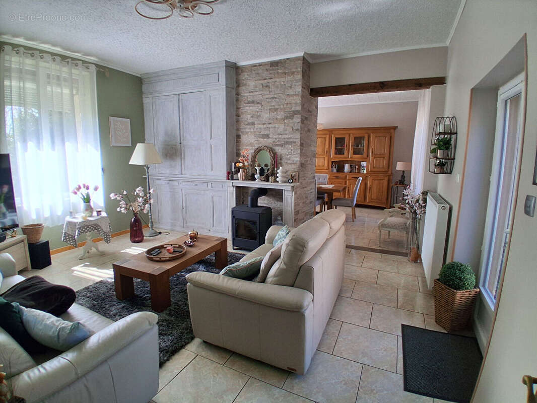 Maison à MIRAUMONT