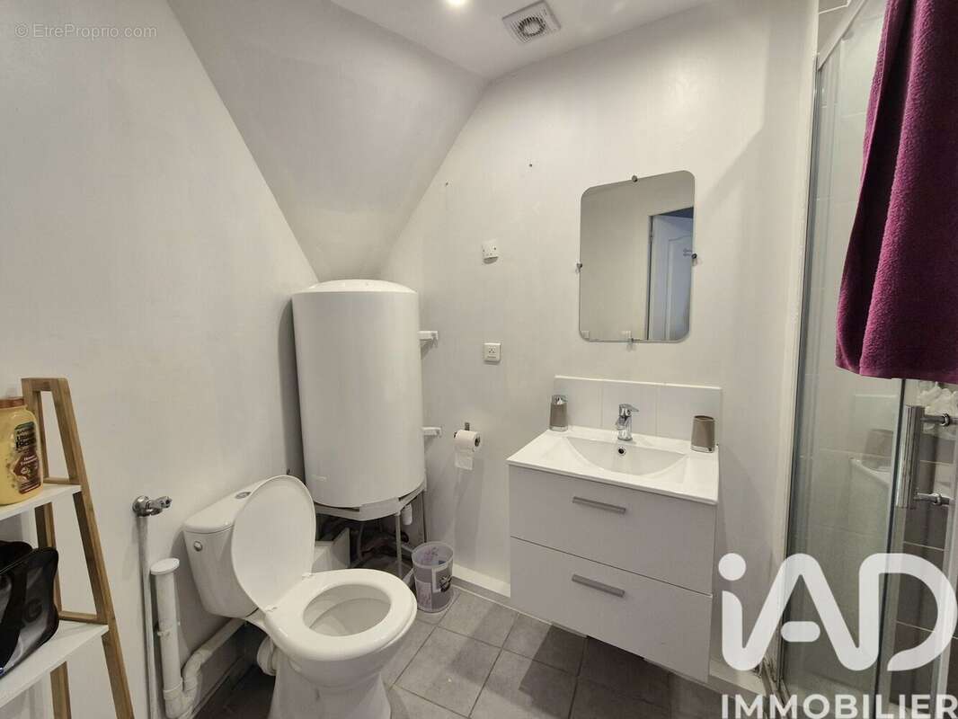 Photo 8 - Appartement à SAINT-YRIEIX-LA-PERCHE