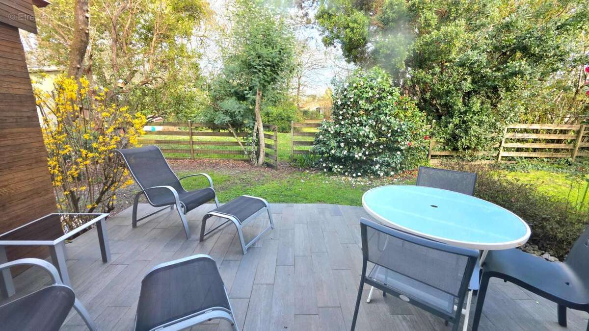 Maison Le Pian Medoc 5 pièce(s) 115 m2 - photo 14