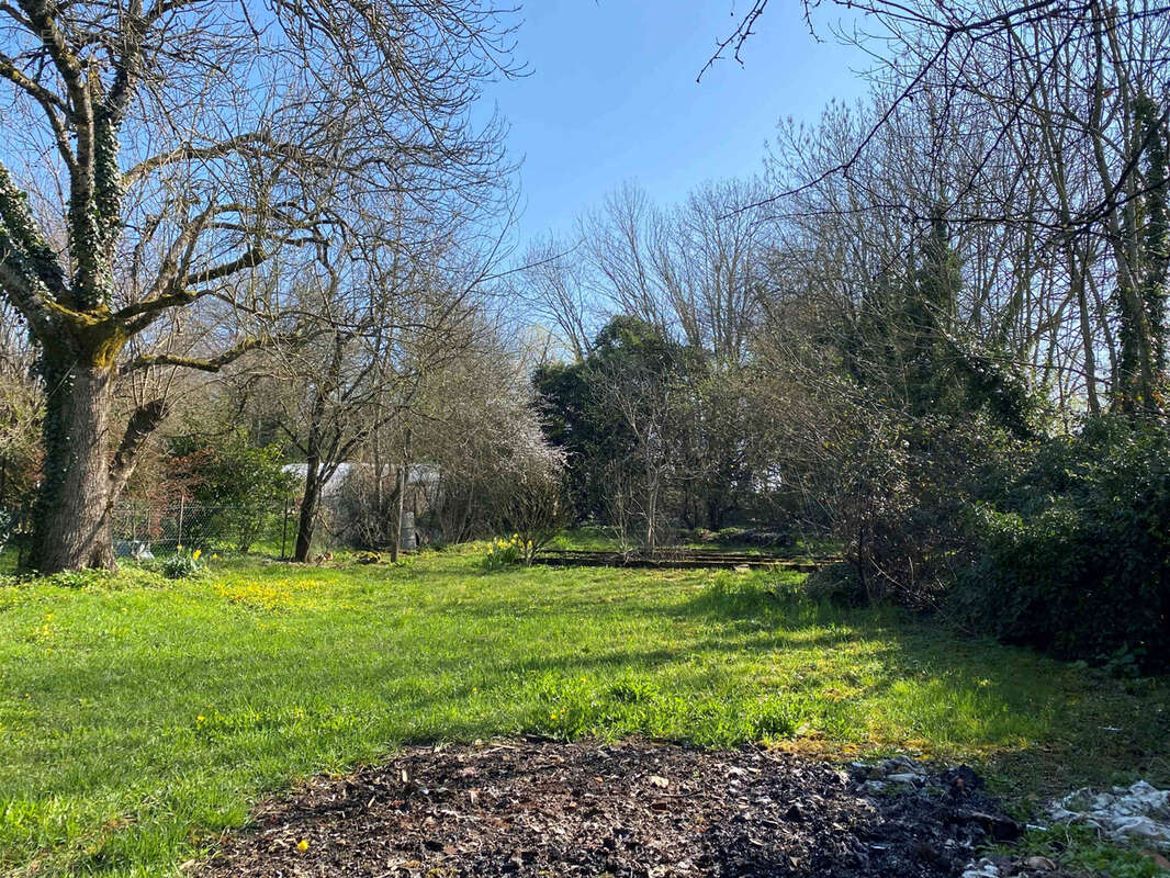 Maison à BILLY-CHEVANNES