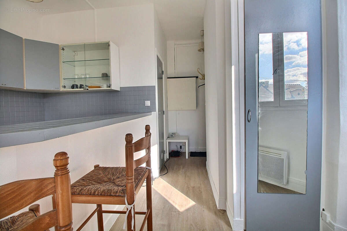 Appartement à COLOMBES