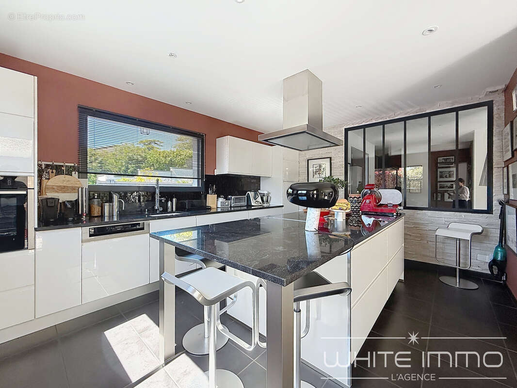 Maison à FRANCHEVILLE