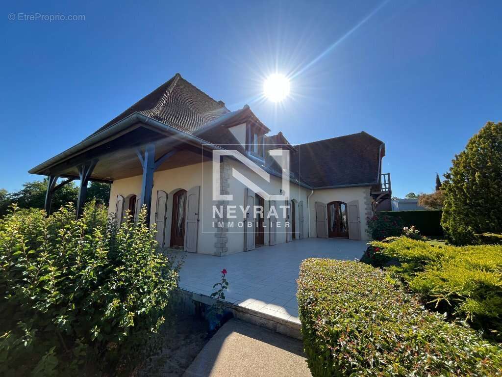 Maison à SAINT-EUSEBE