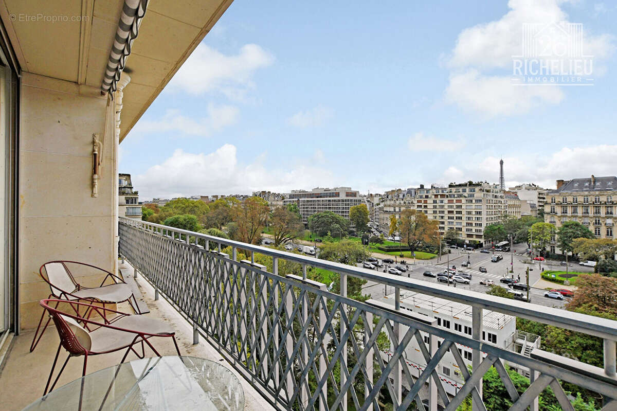 Appartement d'exception  de 210 m2  Avenue Foch vue Tour Eiffel - photo 2