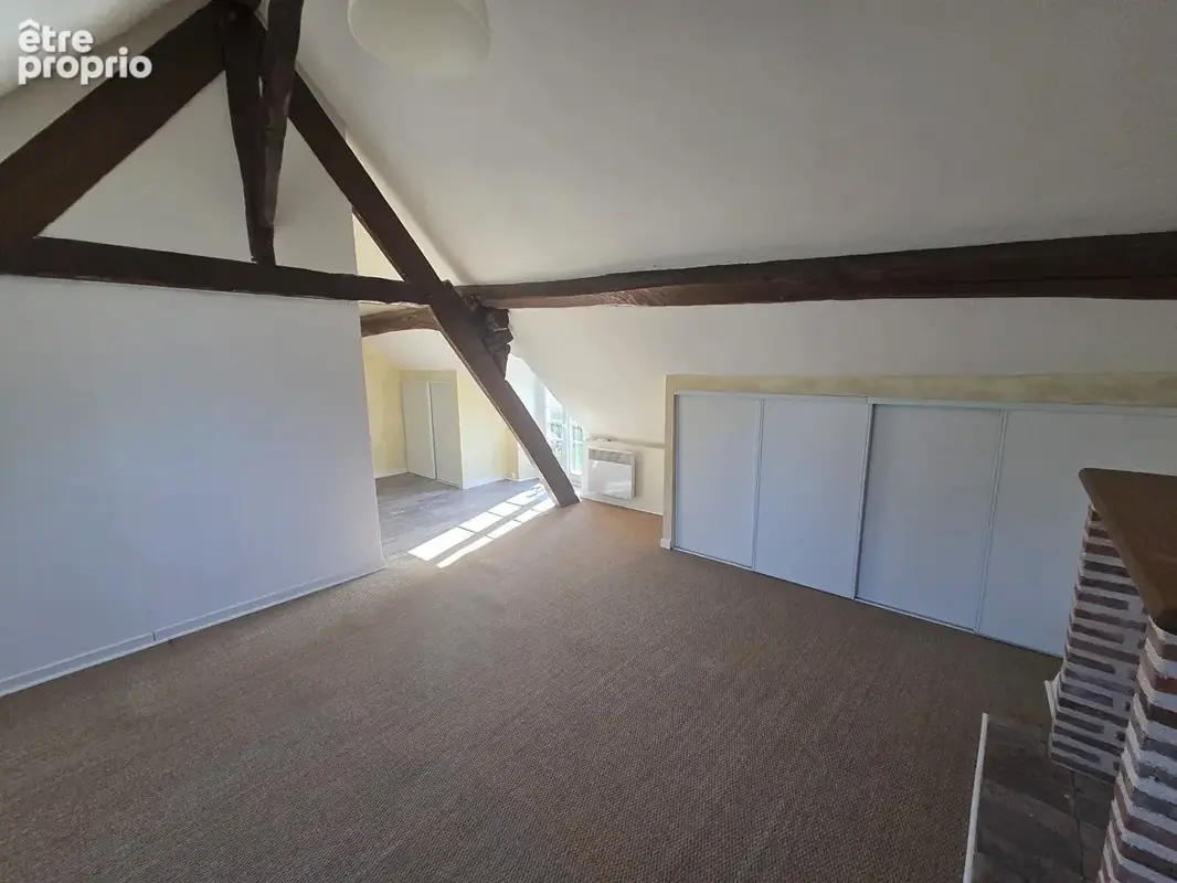 Maison 6 Chambres - 233 m² habitable, sur 1 hectare de terrain avec plan d'eau - photo 6