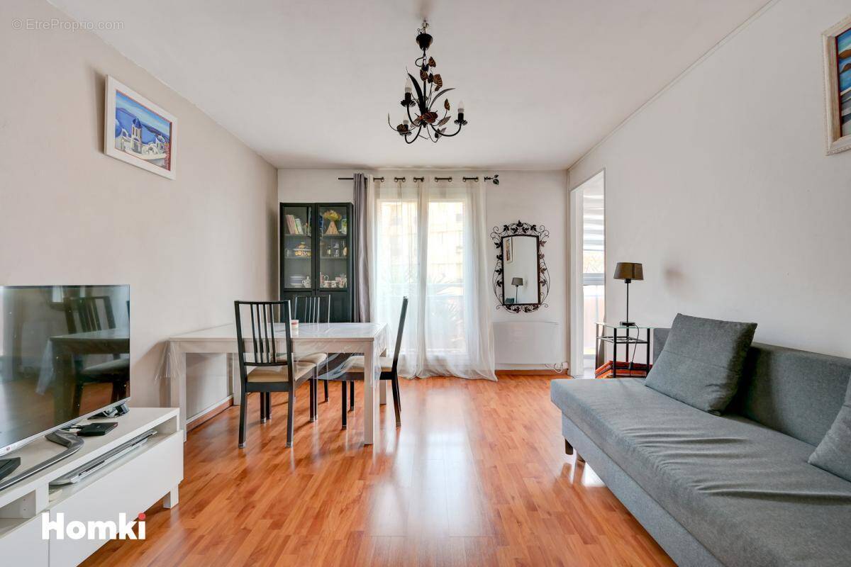 Appartement à MARSEILLE-9E