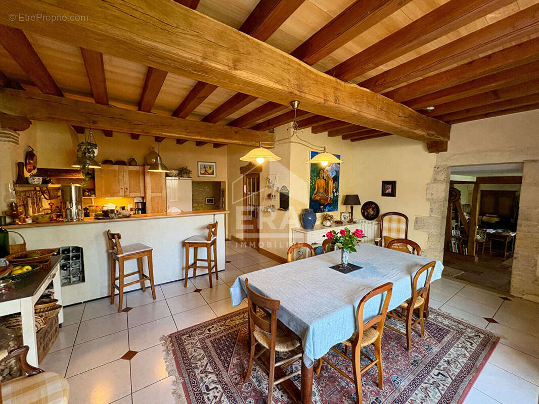 Maison à PORT-SAINTE-FOY-ET-PONCHAPT