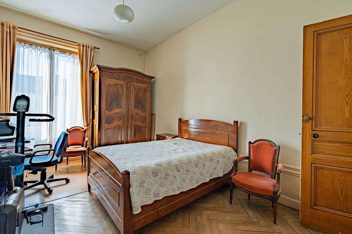 Maison à CALUIRE-ET-CUIRE
