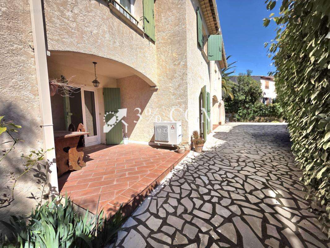 Maison à SAINT-RAPHAEL