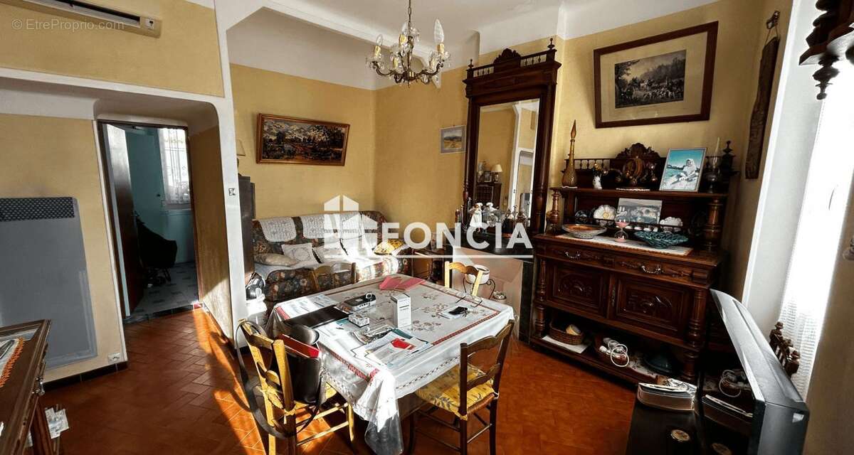 Appartement à MARSEILLE-6E
