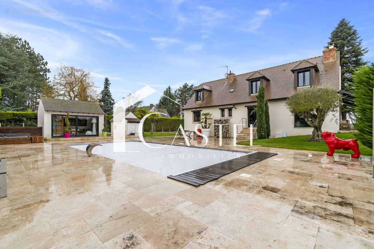 Maison à LES ALLUETS-LE-ROI