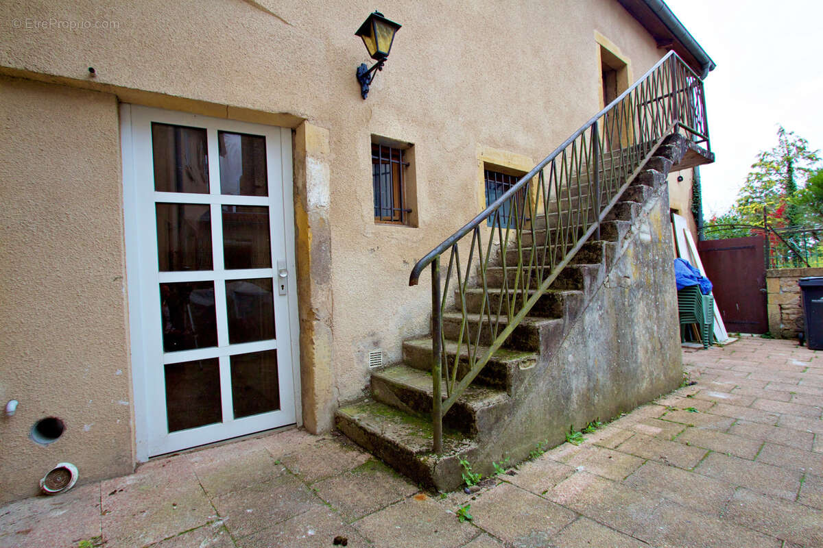 Maison à AMANVILLERS