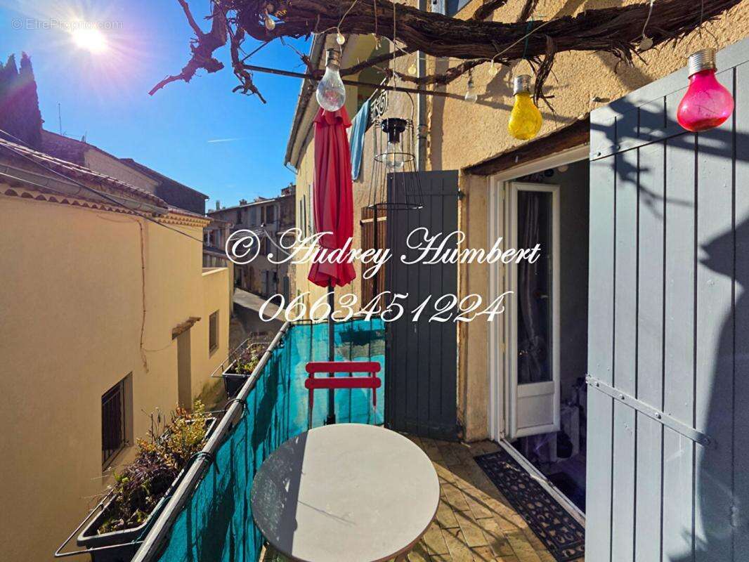 Maison à LA TOUR-D'AIGUES