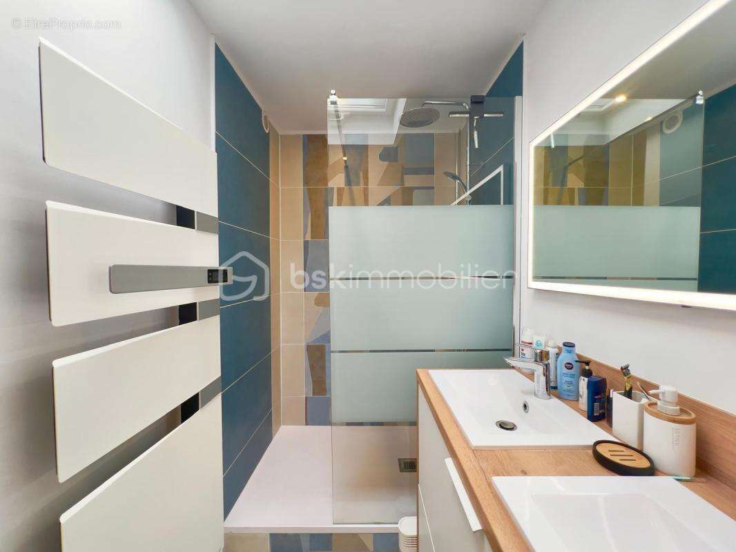 Appartement à CANDILLARGUES