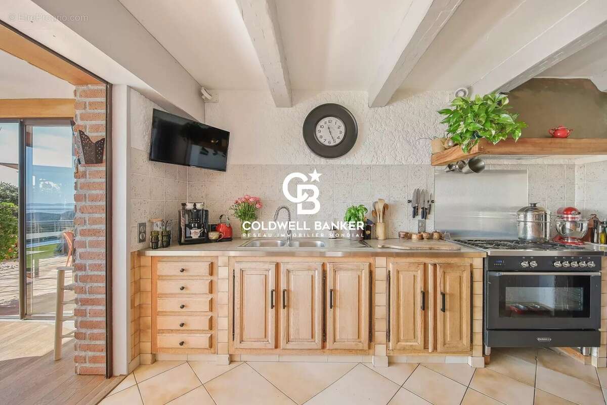 Maison à CARQUEIRANNE