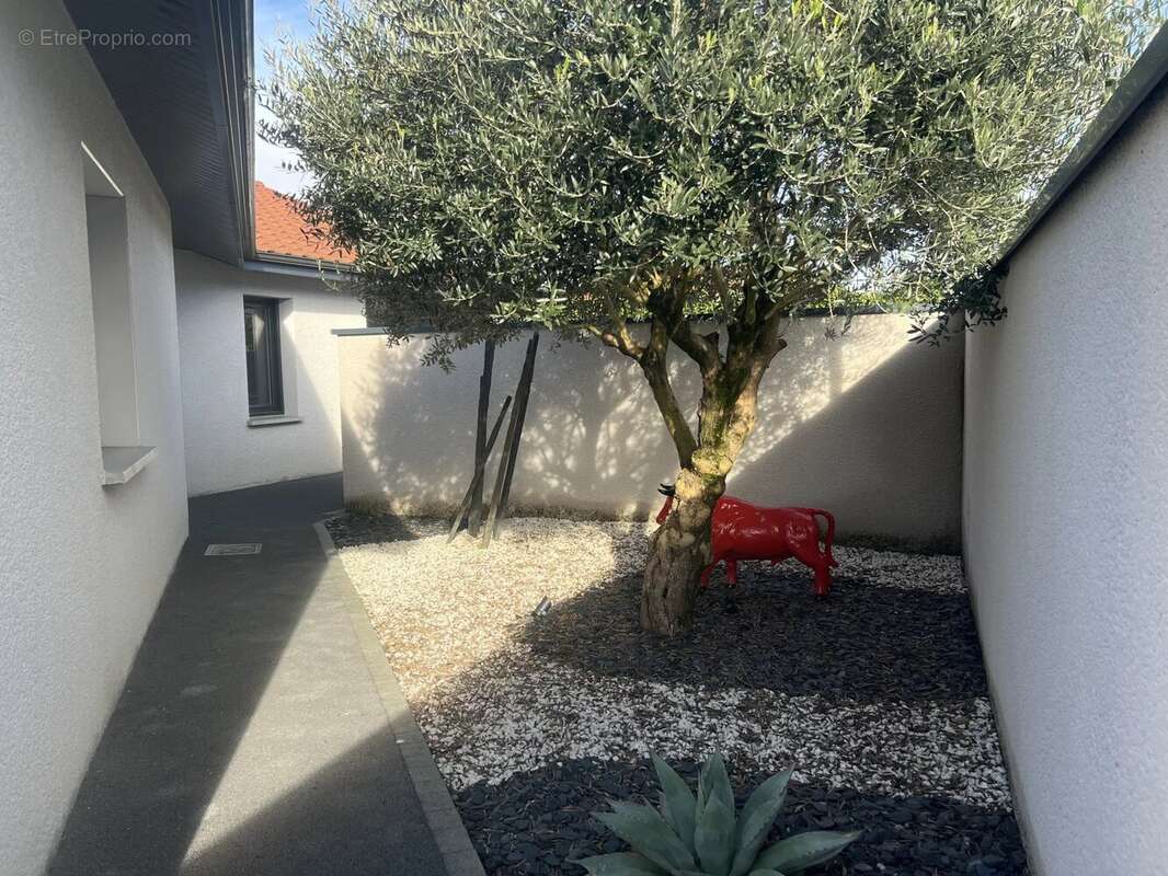 Maison à SAINT-ROMANS